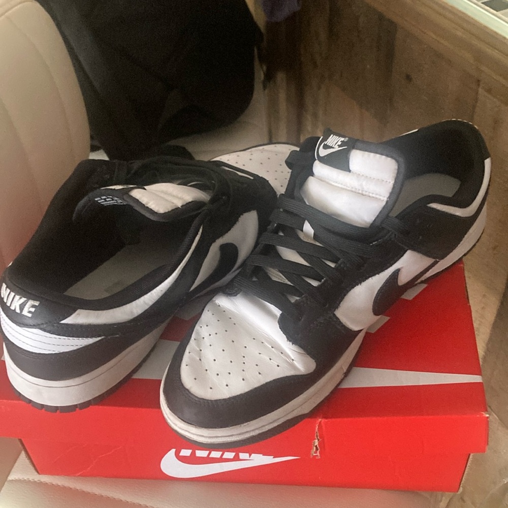 Nike dunk pandas used with box (OPEN TO TRADE)